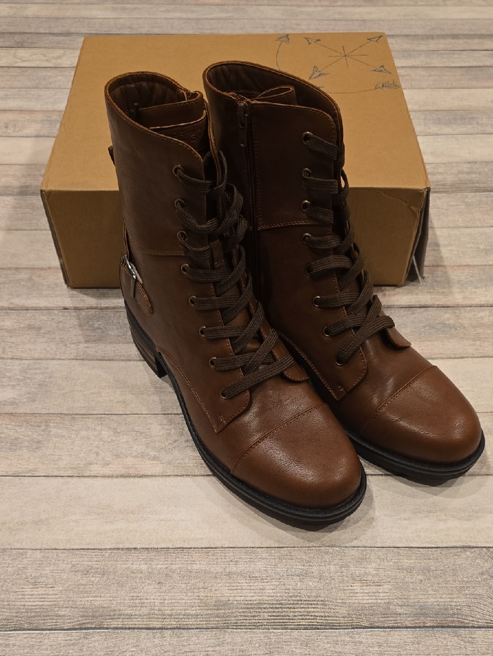 Indigo rd. Medium Brown Jovanie Combat Boot Size 10 New